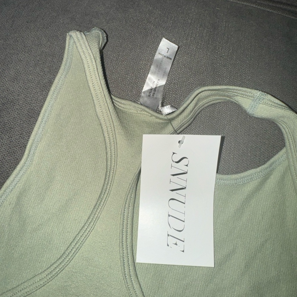 Snnude Two-piece set - size large / mint green NWT